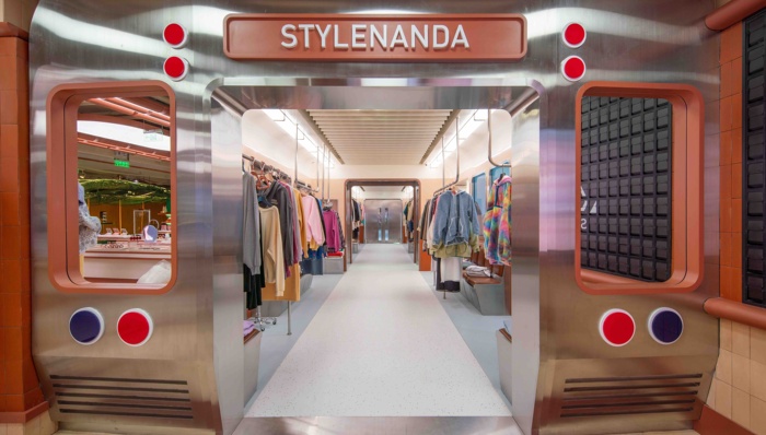 快看|三熹玉3CE STYLENANDA中国最大旗舰店在上海新天地开业