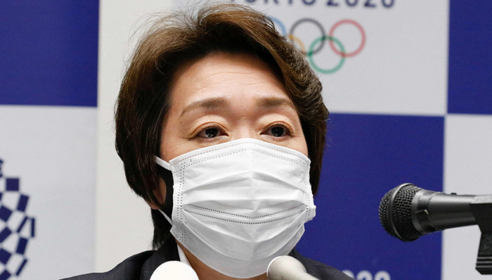 东京奥组委主席:欢迎退出的火炬手重返火炬接力队伍