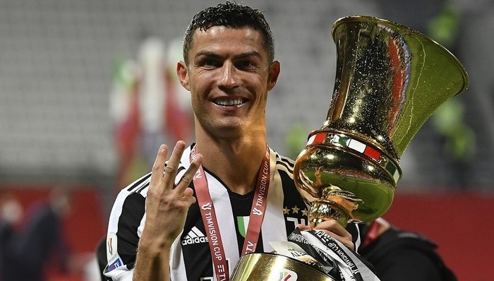 C罗愿意降薪续约,痛失意甲冠军后尤文图斯重振旗鼓