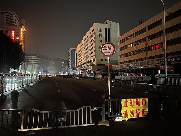 郑州大同宾馆有倒塌风险,周边已围挡禁行