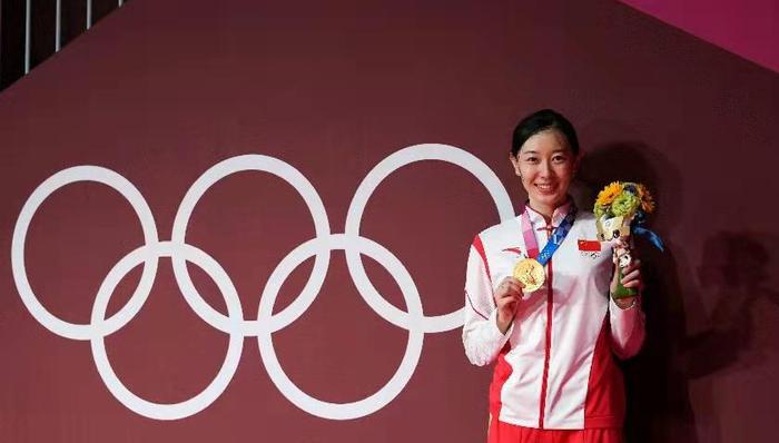 中国军团 | 女子重剑孙一文创历史,拿下代表团第三金