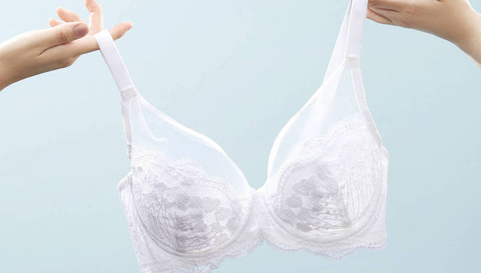 只做被忽视的大杯内衣,奶糖派一年卖了一亿 | 新消费方法论