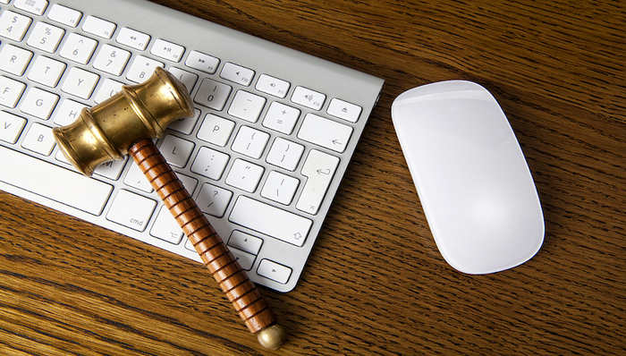 消費(fèi)金融,中國(guó)華融