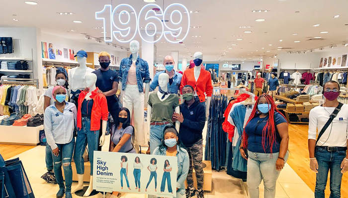 時(shí)尚商業(yè)說(shuō)