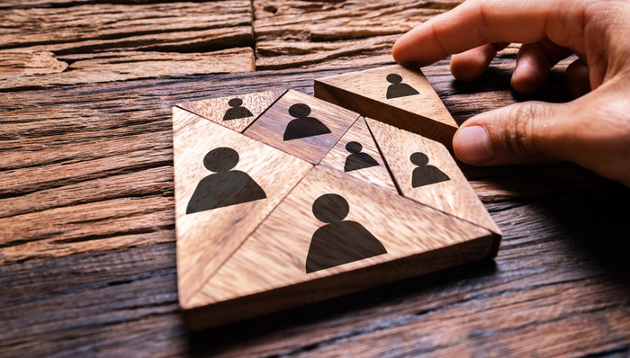 大厂人事|小米创始团队成员李伟星离职 小红书电商负责人离职