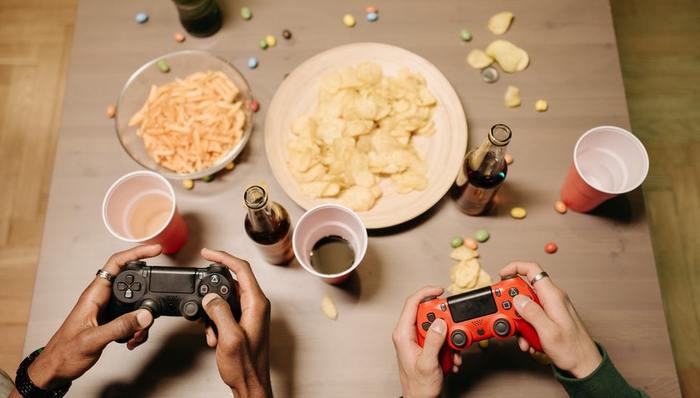 美妝,電競(jìng),營(yíng)銷,聯(lián)名產(chǎn)品