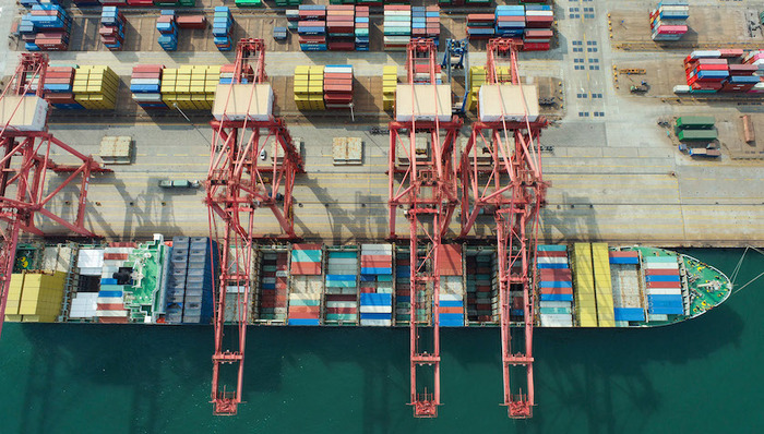 權(quán)力游戲,經(jīng)濟(jì)世界觀,俄羅斯方塊