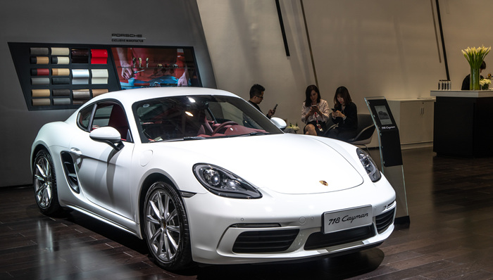 近500名车主集体维权,保时捷官方回应:将与客户协商解决方案