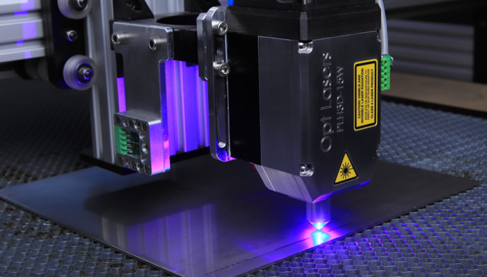 帝爾激光,產(chǎn)業(yè)鏈,激光設(shè)備