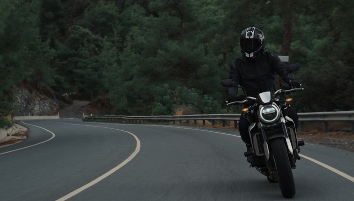 年轻人,摩托车,营销,618