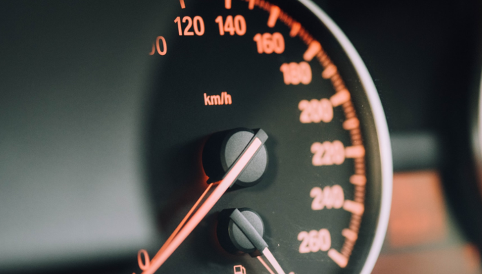 蔚來汽車,盈利,汽車銷量,研發(fā)