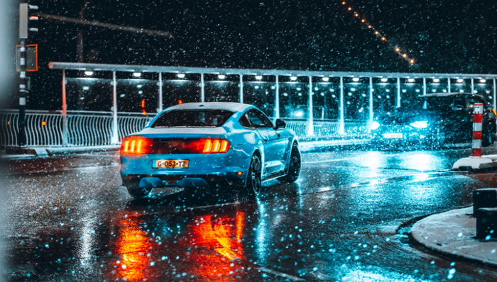 新車交付,虧損,現(xiàn)金流