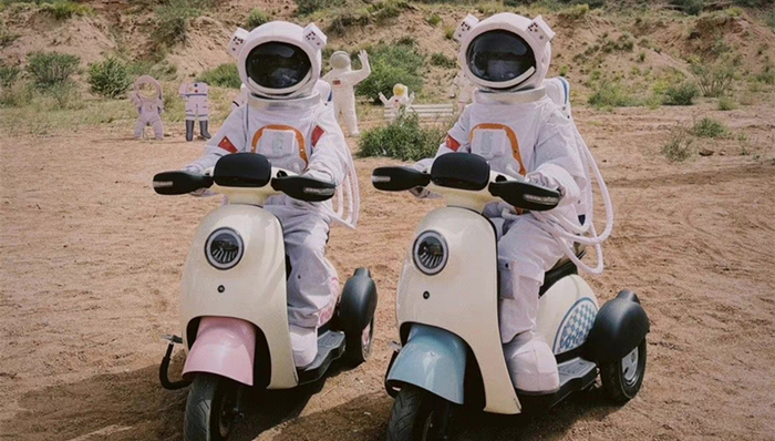 電動二輪車,愛瑪,雅迪,業(yè)績,股價