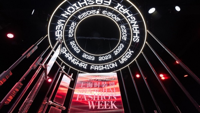 特步亮相上海时装周,潮流正成为国产运动品牌第二战场