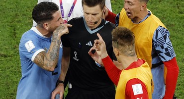 赢球出局、青黄不接,乌拉圭黄金一代谢幕心有不甘