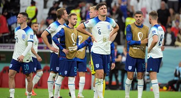 英格兰再度无缘四强,纸面实力难救大赛“三喵”军团