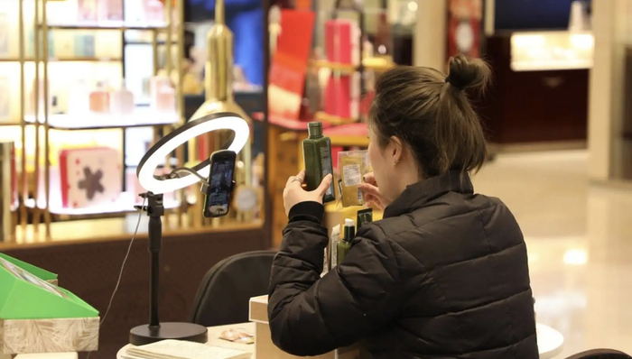 电厂丨97个新兴「数字职业」诞生 平均年薪最高可达54万