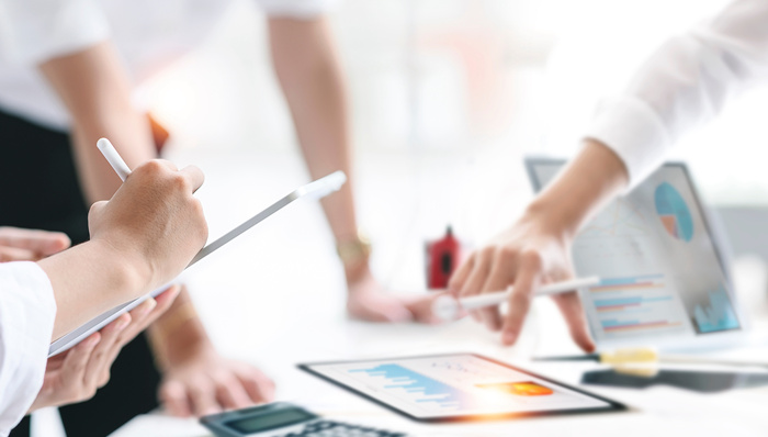 乙類乙管，新冠感染，上海市總工會，上海兩會，勞動用工,糾紛