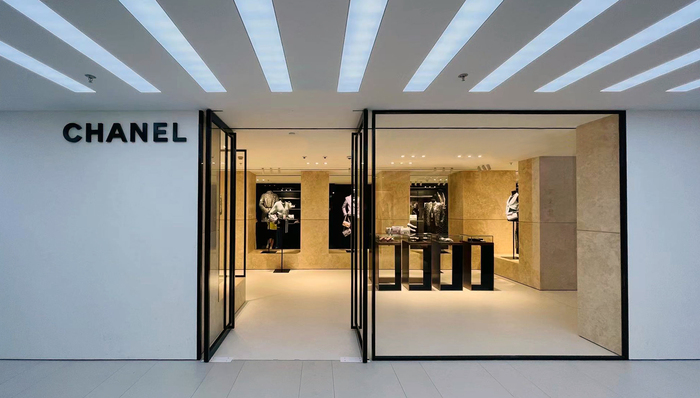香奈儿越涨价越好卖,其杭州大厦店2022年全年销售额达18亿
