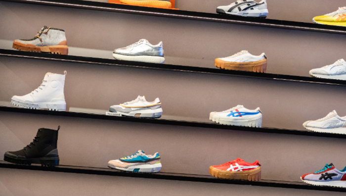 安踏,李寧,特步,財(cái)報(bào),耐克,阿迪達(dá)斯