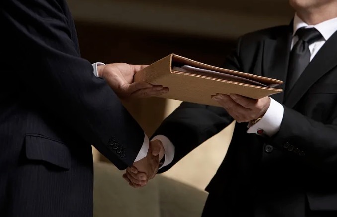 国泰君安副总裁龚德雄辞任,已被任命为申能集团副总裁