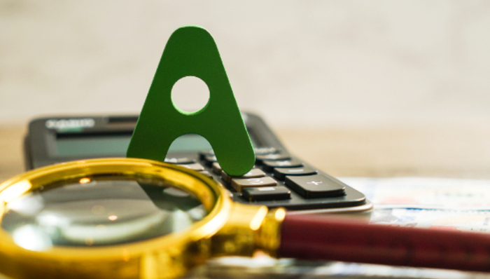 面板行業(yè)，半導(dǎo)體行業(yè)，華夏基金，興全基金