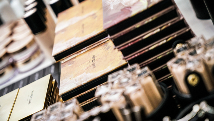 消费趋势,心理健康,美妆,情绪消费,