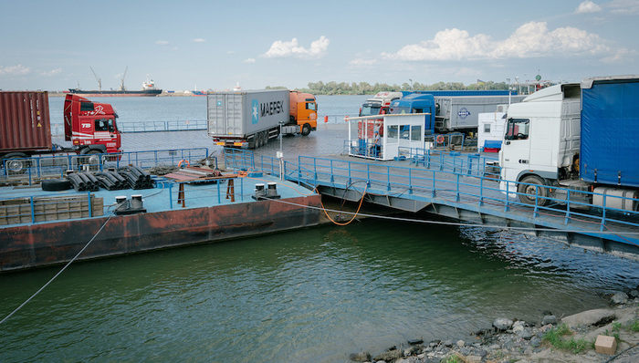 權力游戲,經(jīng)濟世界觀,俄羅斯方塊