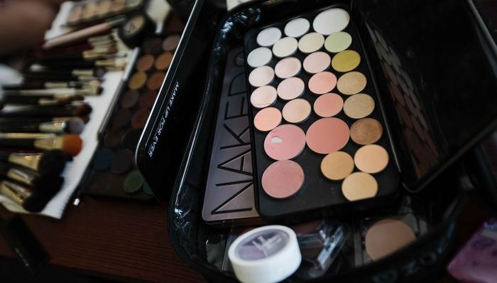 黑人美妝,化妝品,消費(fèi)需求,