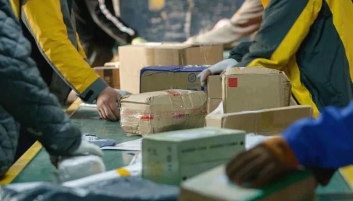 快遞業(yè),中國市場,價格戰(zhàn),上市公司,財報,業(yè)績