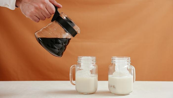 厚乳,乳制品,市場競爭,