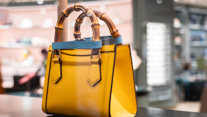 消费观,轻奢品牌,差异化,品牌定位,