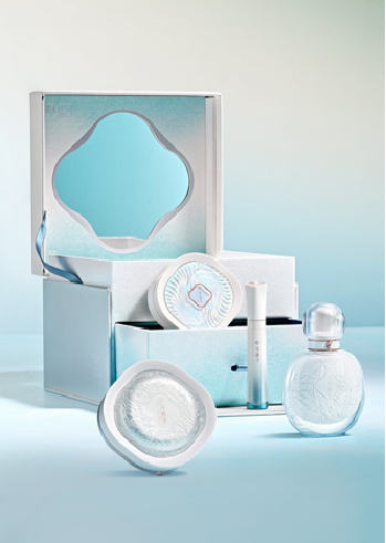 花西子又寫信又送眉筆都是為了強調(diào)這件事，顧客能get嗎？