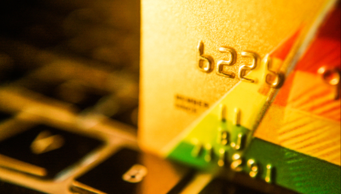 日本,優(yōu)衣庫,阿里巴巴,拼多多,消費(fèi)