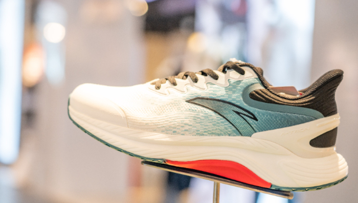 运动品牌,女性服饰,MAIA,安踏,