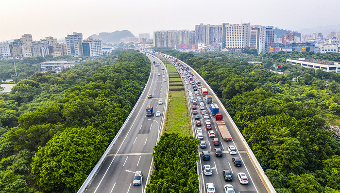 广深高速将改扩建:总投资超400亿元,收费期限或将延长