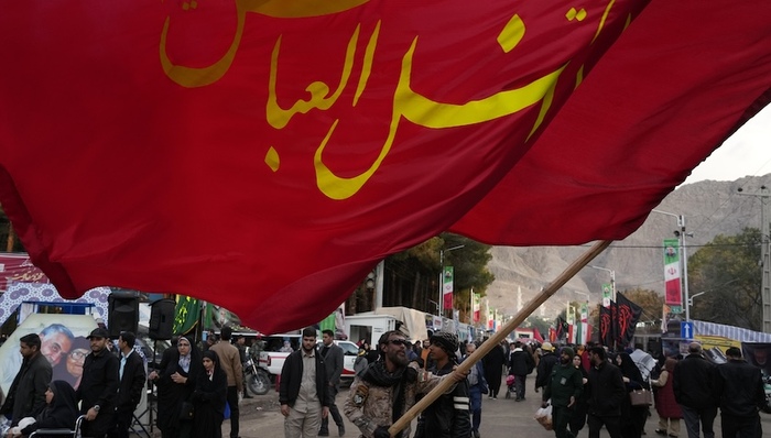 ISIS认领伊朗致命爆炸案,极端武装分支搅局中东引担忧