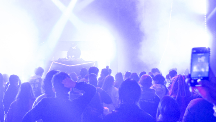 鋒尚文化,股權(quán)激勵(lì)