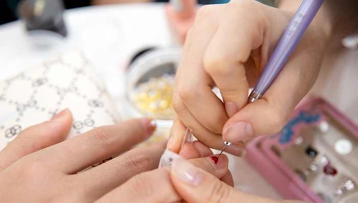 年輕人,春節(jié),美甲,美發(fā),客流量,消費(fèi)需求,