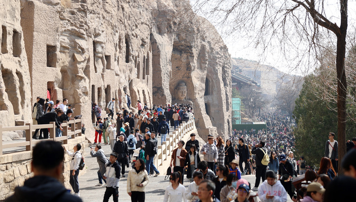 清明假期火爆收官:天水、开封成新晋顶流,“淄博复烤”又火了