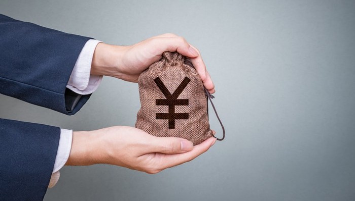 广西“老虎”张秀隆被开除党籍,这种违纪行为在落马官员中多次出现