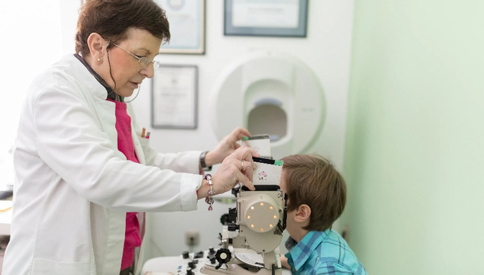 光正眼科上半年利潤大跌，扣非后已連虧十年