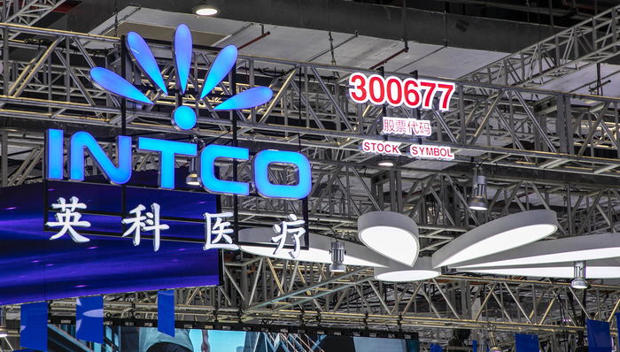 英科医疗上半年业绩大涨,“手套茅”又行了?