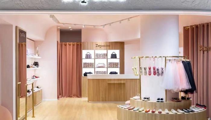 三千元一双的“芭蕾鞋鼻祖”Repetto能红出北上广深外吗?