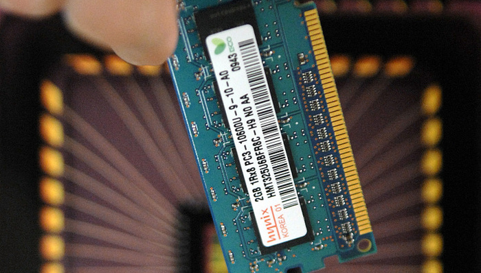 存储厂商业绩集体大回血,但芯片涨价却被“卡”住了