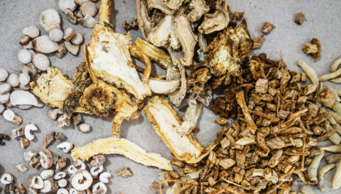 年輕人,中藥奶茶,養(yǎng)生,健康需求,