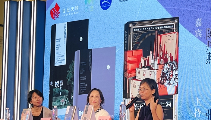 在一座陌生的城市,女性可以漫游到什么地方?