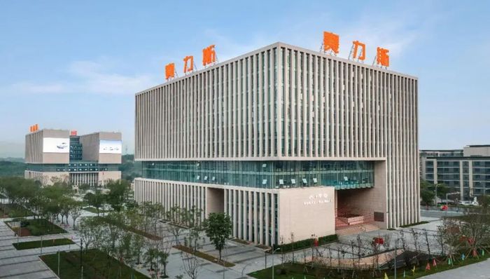 电厂 | 赛力斯入股华为引望:115亿背后的“问界”生意经