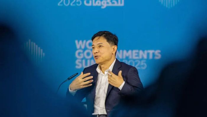 电厂 | 李彦宏走向自己的反面