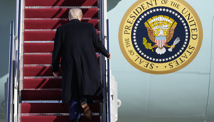 特朗普批波音,新总统专机交付一再延误